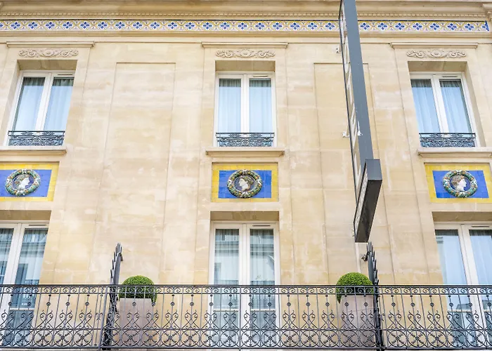 Hotel Delambre Paris